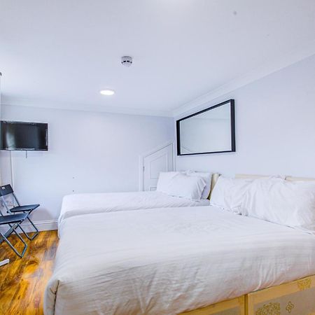 Streatley Apartments Лондон Екстериор снимка